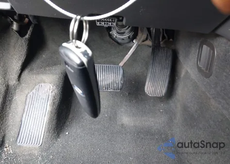 2014 Ford Taurus Limited z USA, uszkodzony, nr VIN 1FAHP2F81EG123902